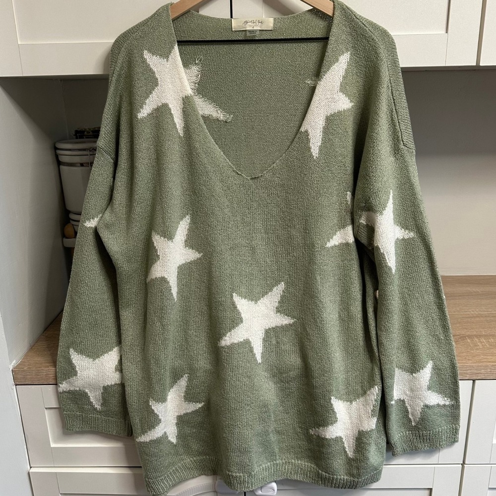 A Beautiful Soul Womens Sweater Celestial Stars Green V-Neck Oversized Knit XL